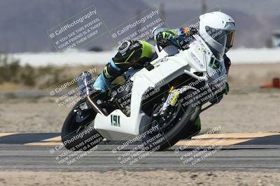 media/Oct-02-2025-Racers Edge (Thu) [[2c91cb6ab3]]/2-A Group/Session 3-Turn 4 Part 2 (1145am)/